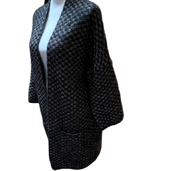 Maxsport black and grey checkered sweater/cardigan. Medium. Two front pockets. - Picture 4 of 15